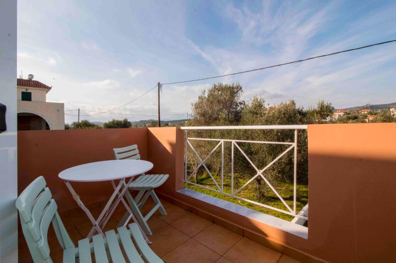 Laconian Collection Mavrovouni Beach House Githio Exterior foto